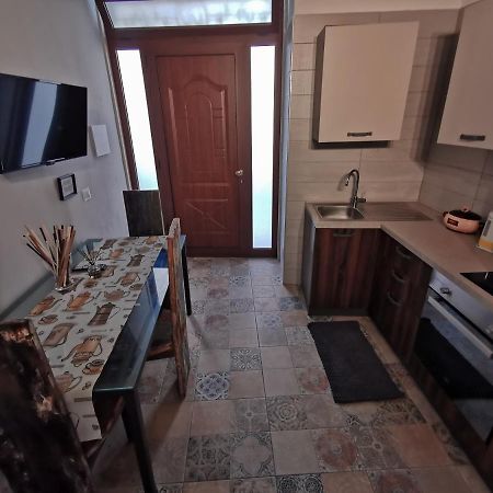 בארי Whiteflower Apartments מראה חיצוני תמונה