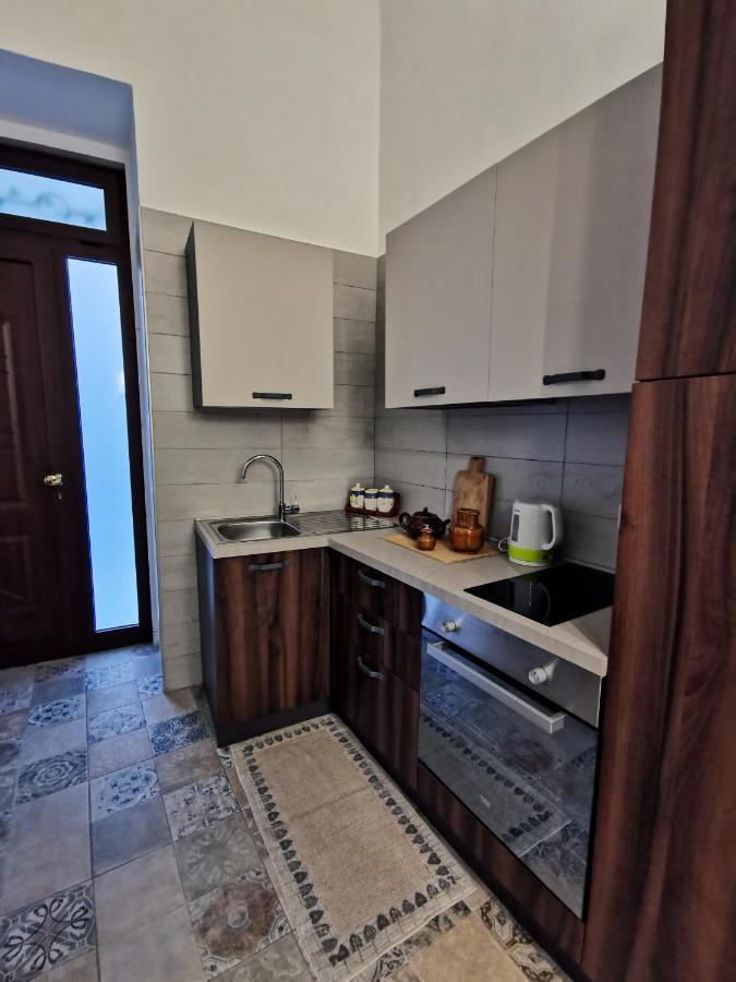 בארי Whiteflower Apartments מראה חיצוני תמונה