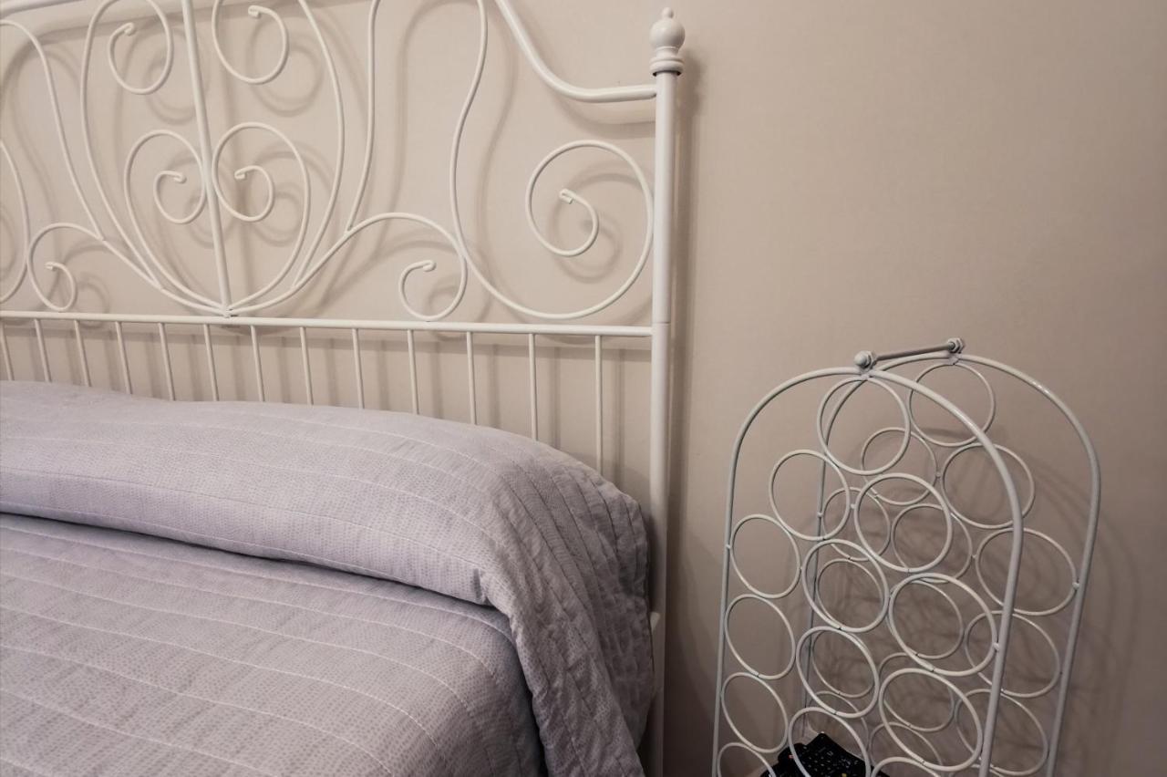 בארי Whiteflower Apartments מראה חיצוני תמונה