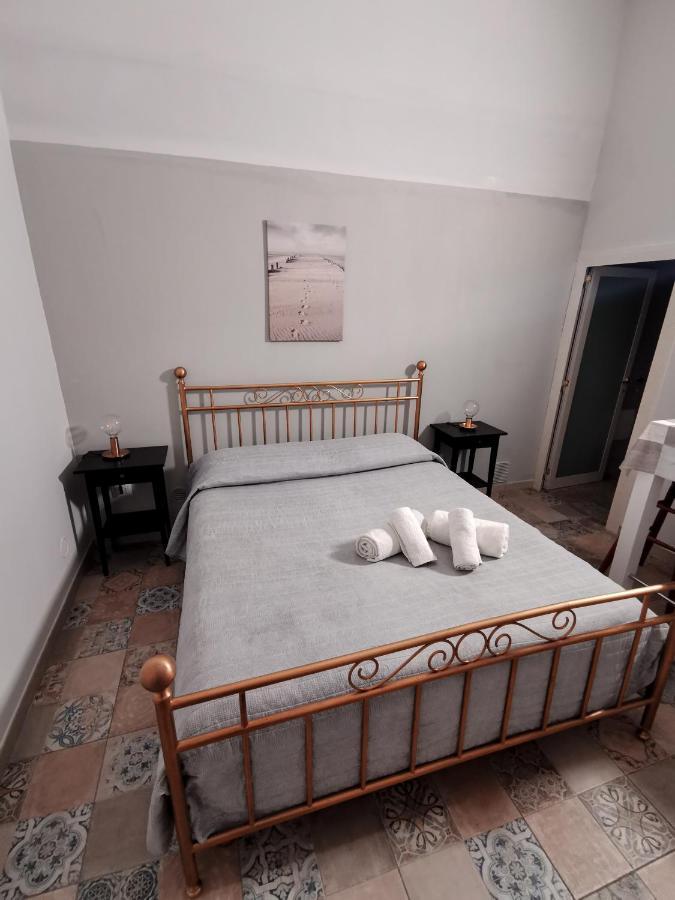 בארי Whiteflower Apartments מראה חיצוני תמונה