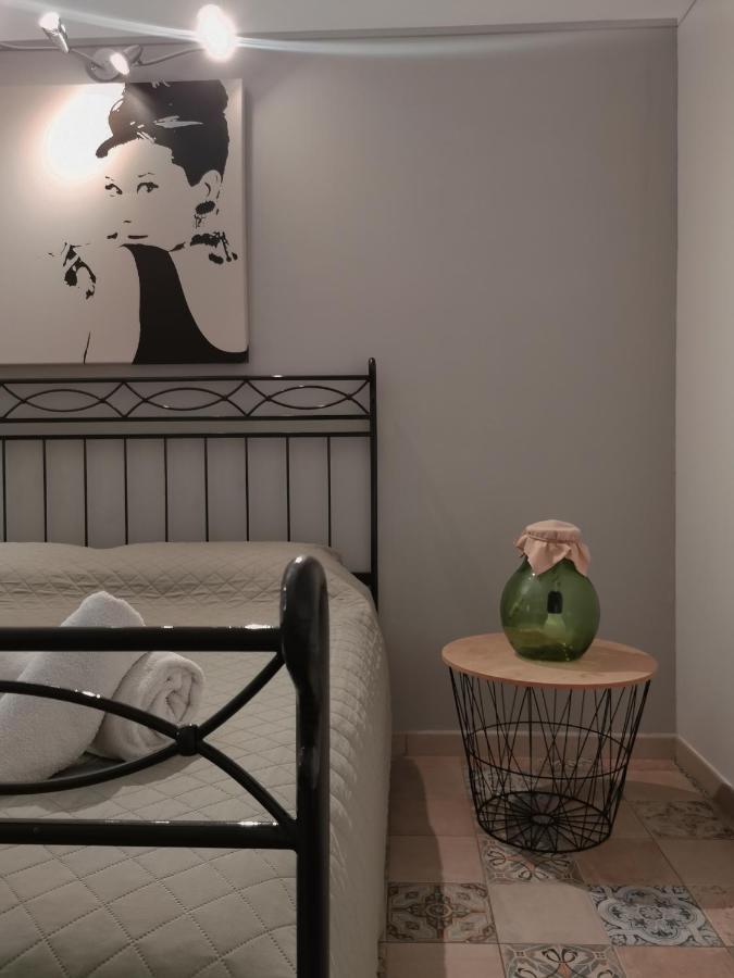 בארי Whiteflower Apartments מראה חיצוני תמונה