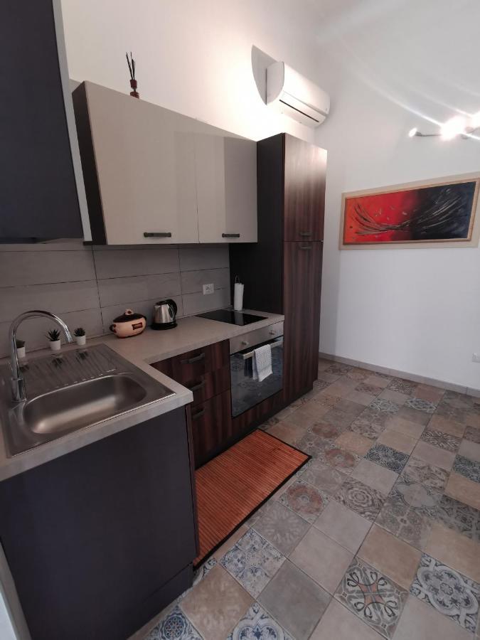 בארי Whiteflower Apartments מראה חיצוני תמונה