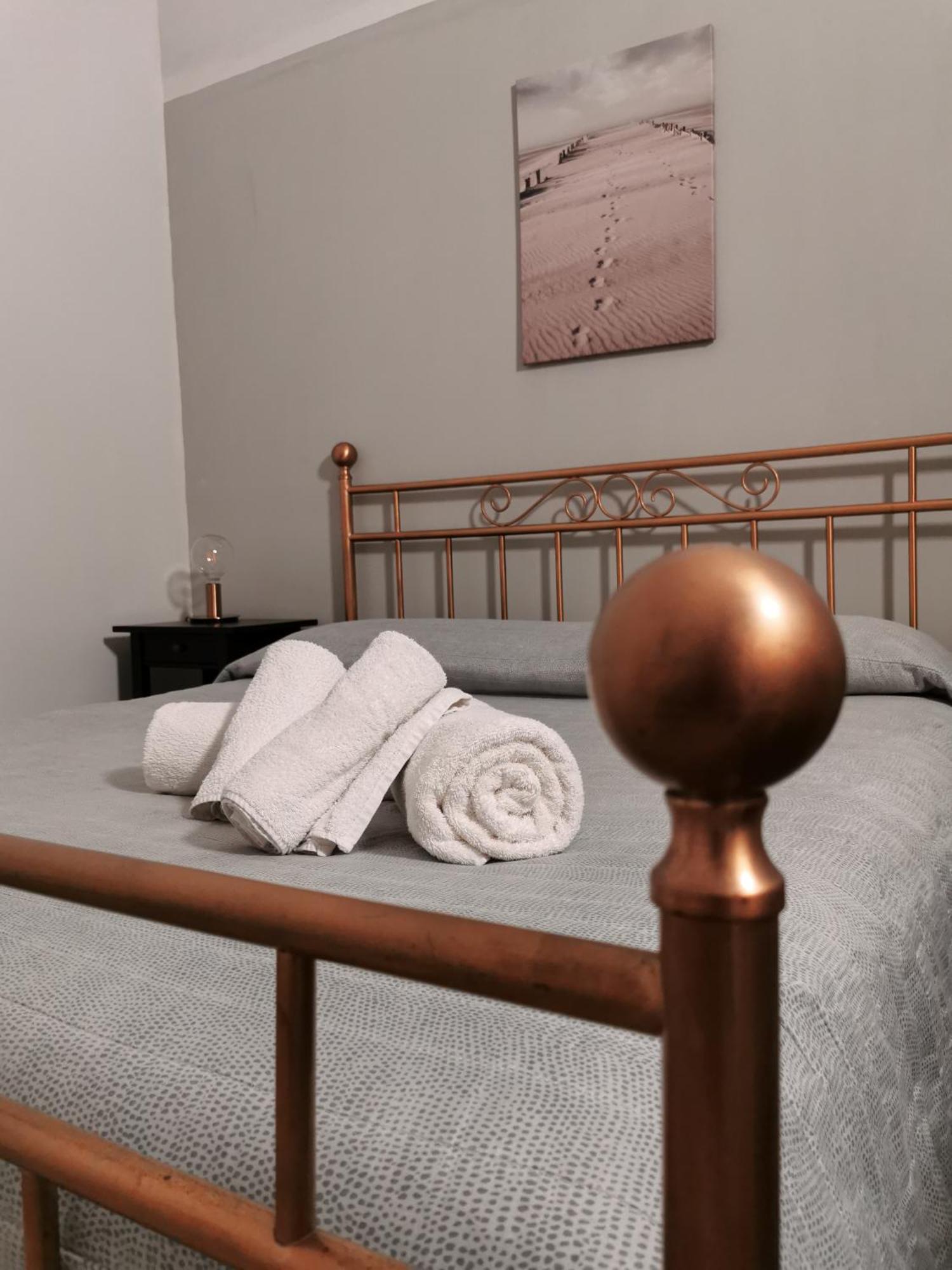 בארי Whiteflower Apartments מראה חיצוני תמונה