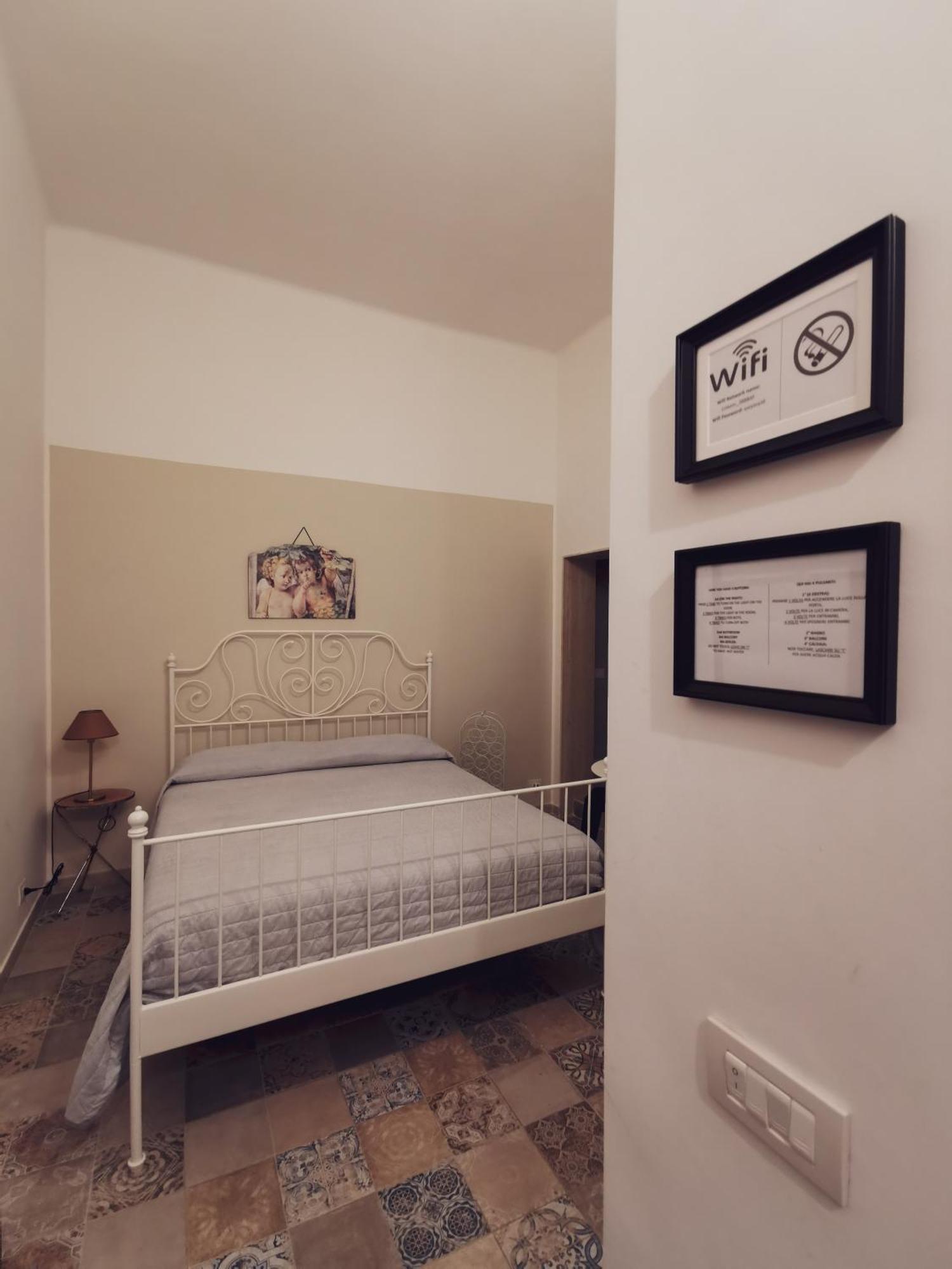 בארי Whiteflower Apartments חדר תמונה